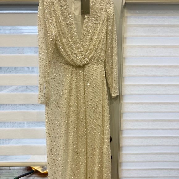 White Sequinned Long Sleeve White Dress - Picture 5 of 6